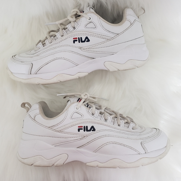Fila Disarray Sneakers Size 7.5 - Picture 2 of 7